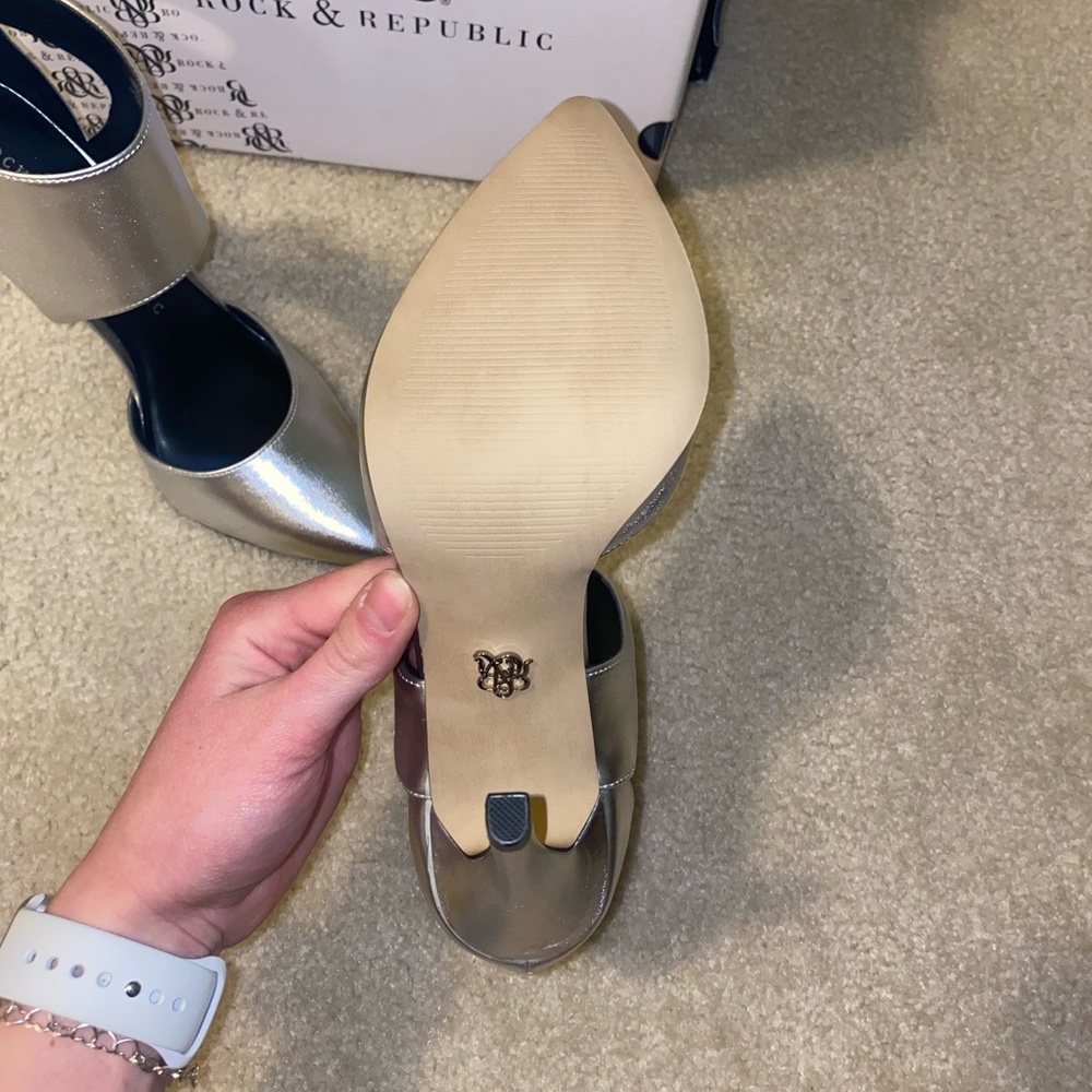 ROCK & REPUBLIC heels - Picture 4 of 7